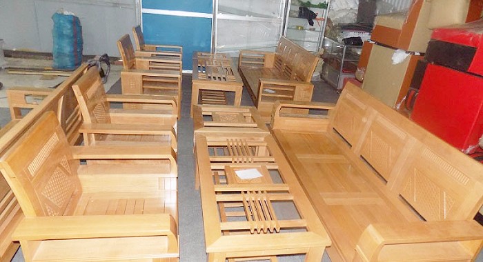 Mẫu bàn ghế gỗ thường dưới 10 triệu đồng