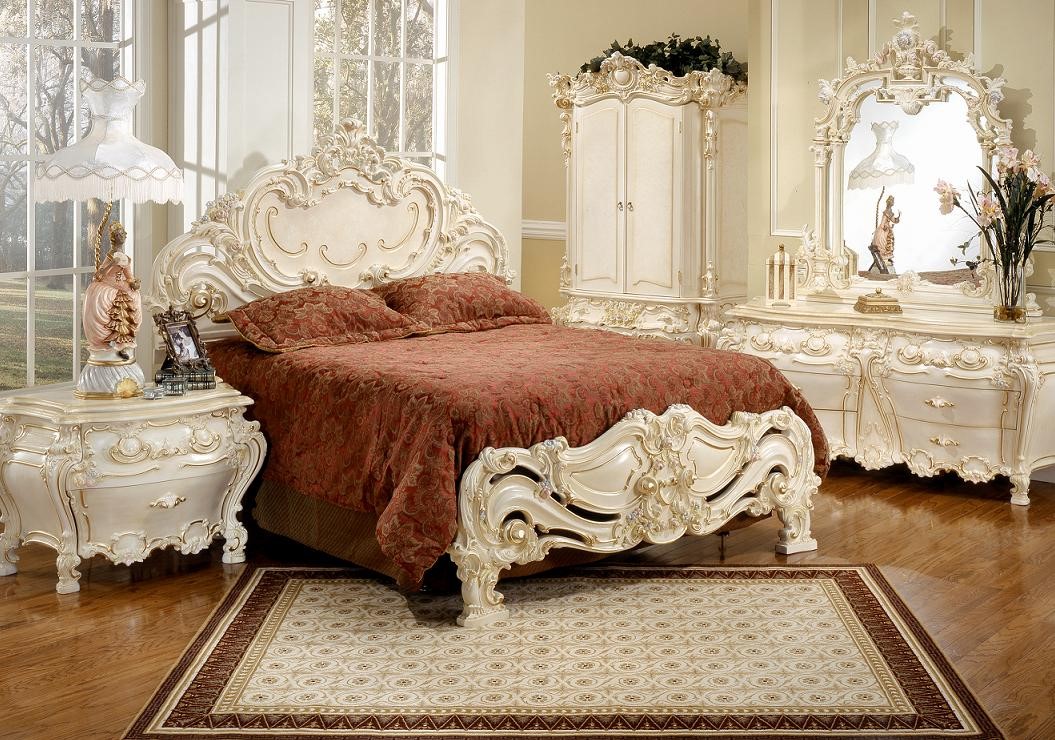 Mẫu giường ngủ phong cách hoàng gia sang trọng đậm chất cổ điển 