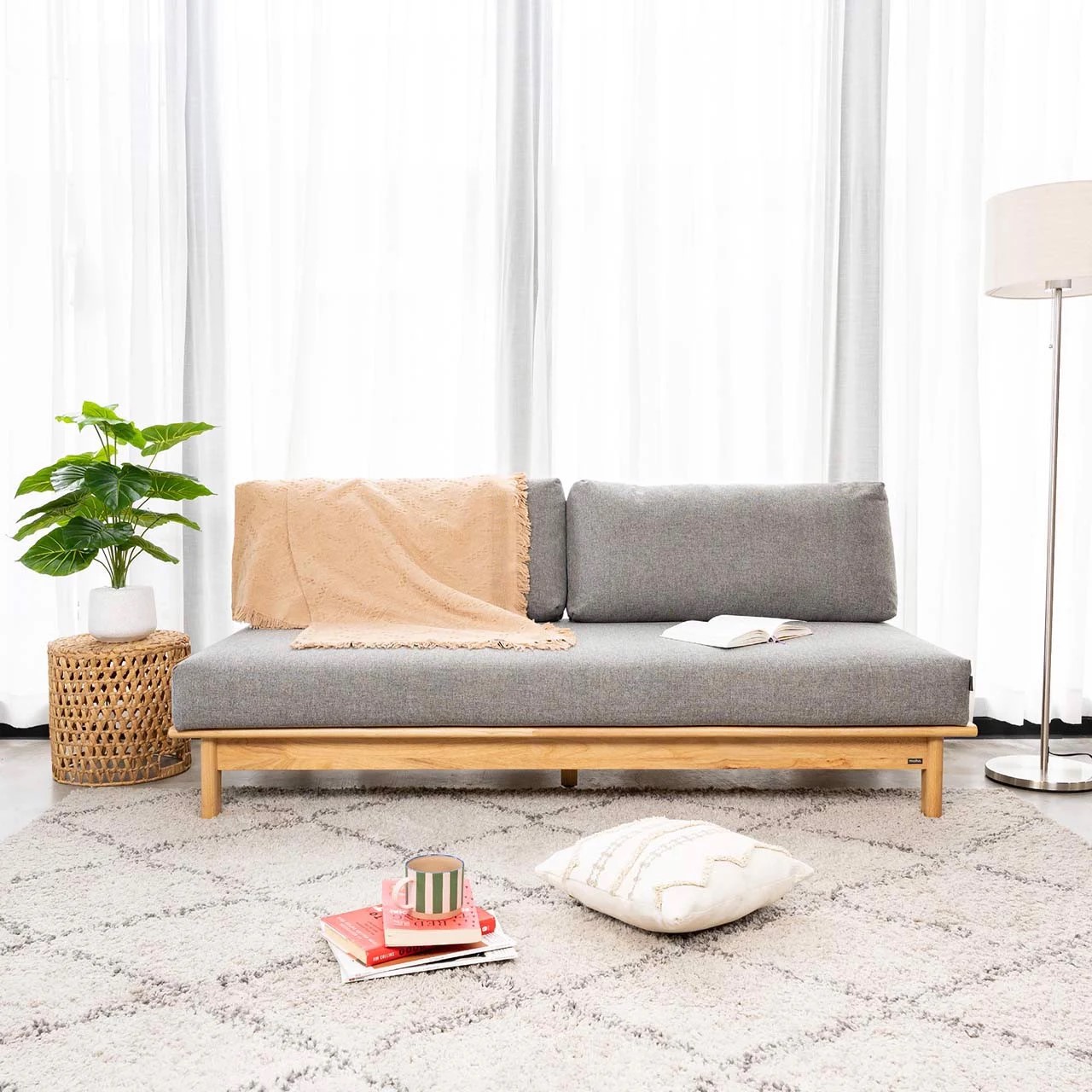 Tại sao nên chọn Sofa gỗ nhỏ gọn cho căn phòng khách nhà bạn?
